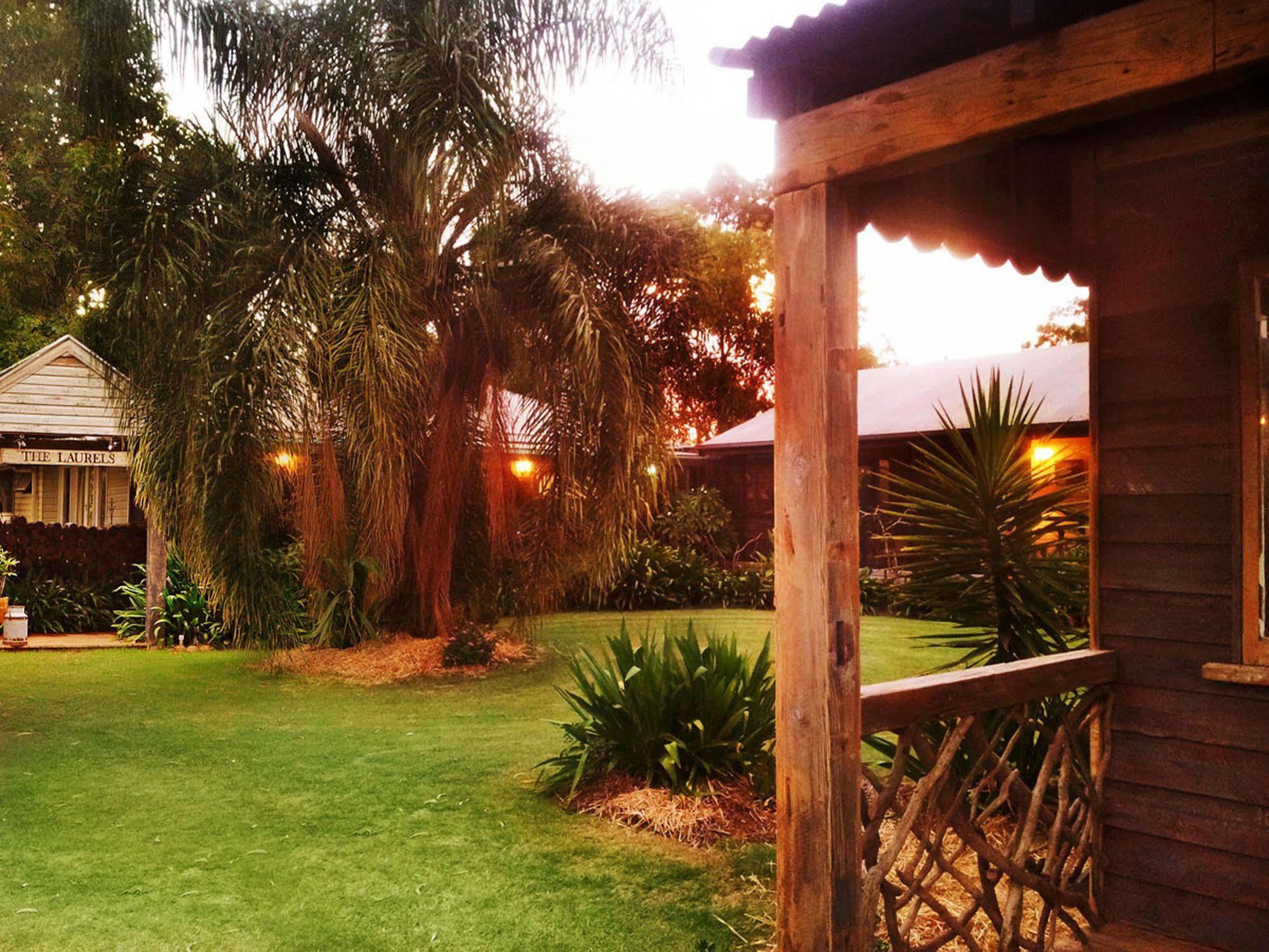 The Laurels Of Chinchilla Hotel Exterior foto